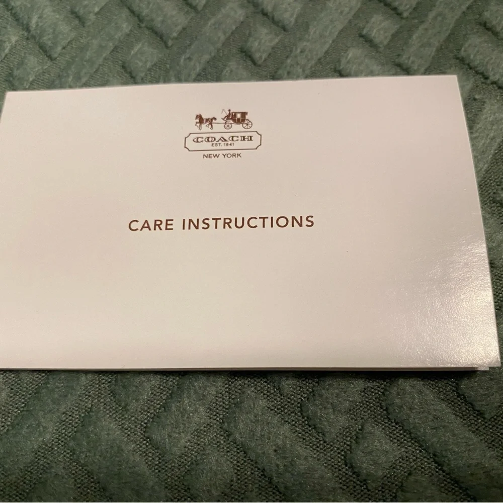NWOT Coach F25706 With Certificate of Authenticity - Picture 8 of 8